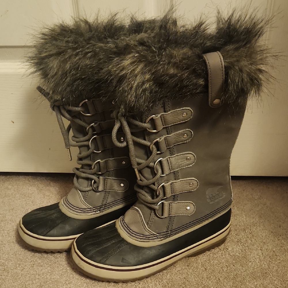 Sorel Gray Joan of the Arctic Boots